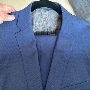 Blue Wool-Blend Suit with Notch Lapel